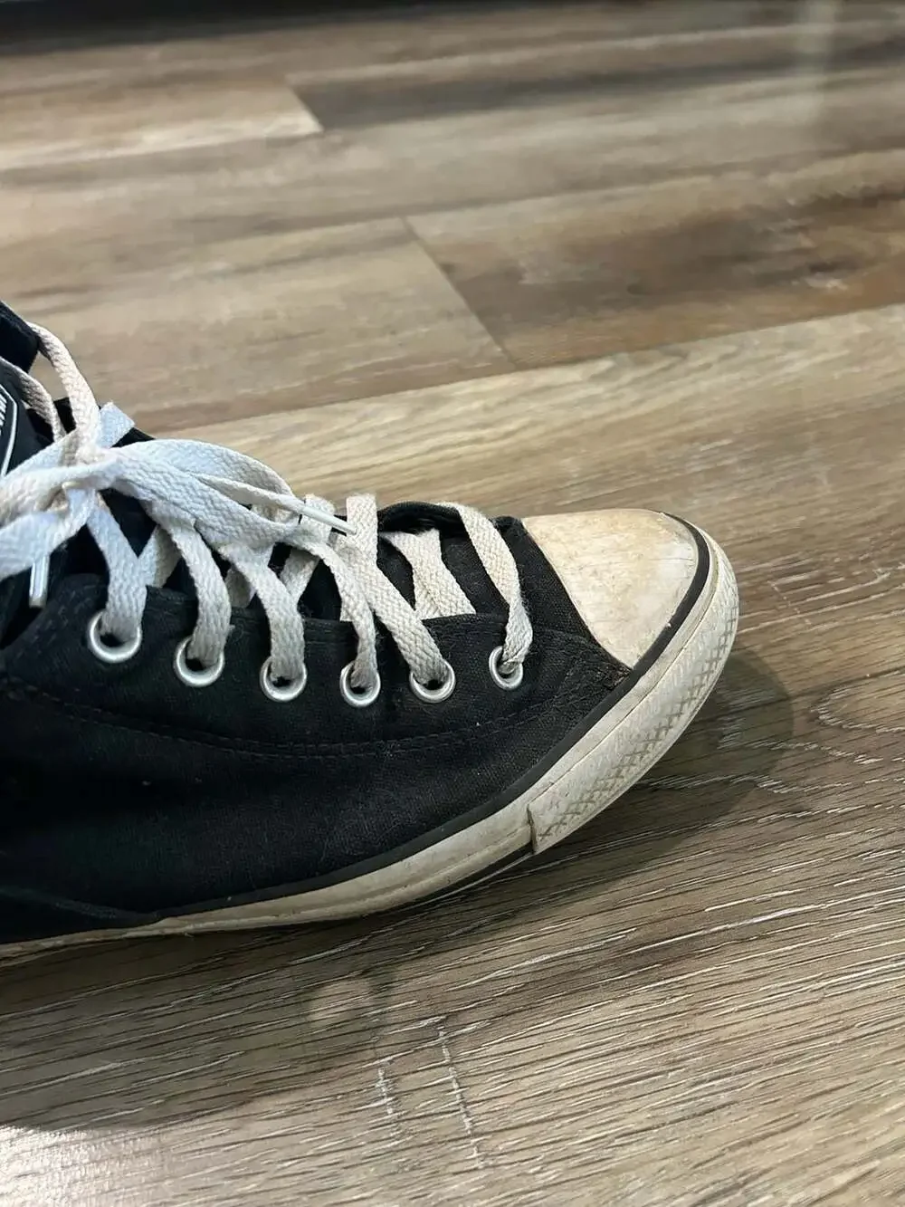 Converse Chuck Taylor All Star Black Canvas Mid Top Sneakers
